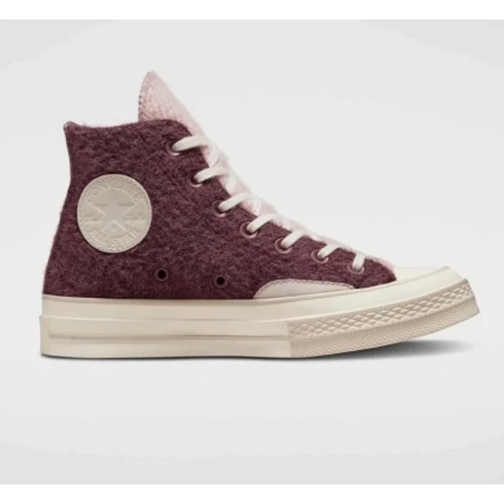 Converse Chuck 70 Hi Cozy Utility Womens 9 Burgundy Fuzzy Sneakers A01339C‎